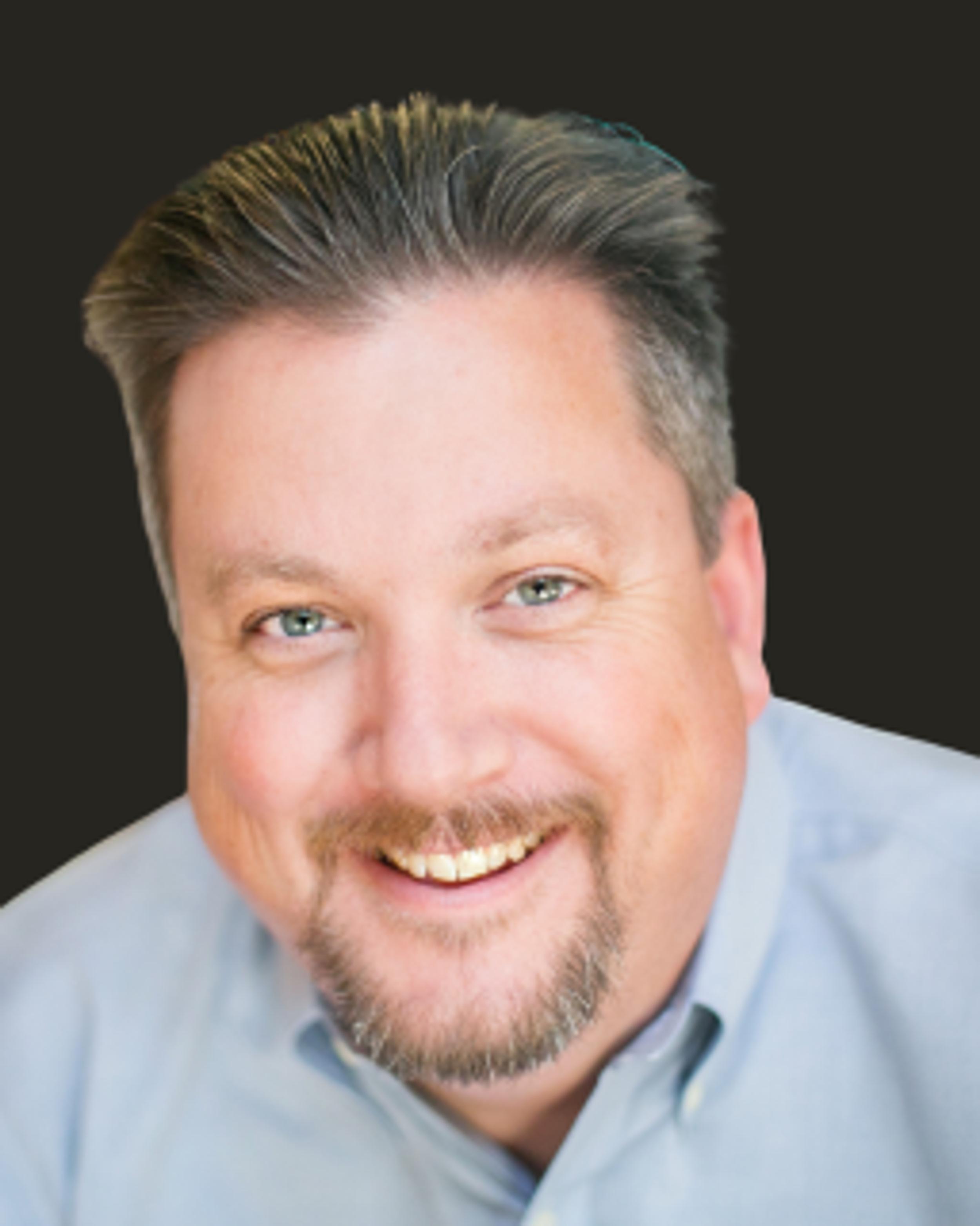 Bryan Thompson Headshot